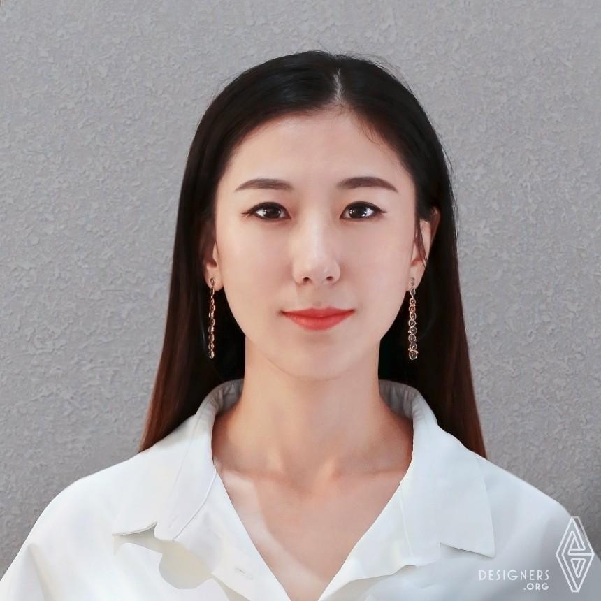 Ying Li